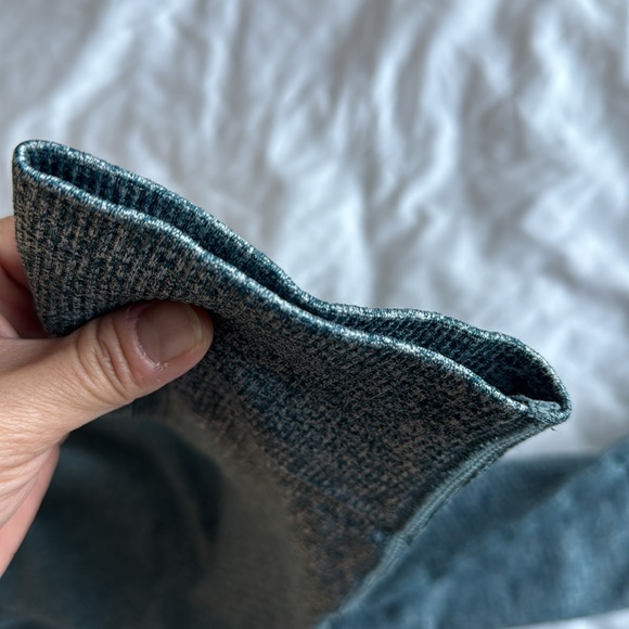 Lululemon Teal Compression Joggers SZ 10 - Picture 8 of 9